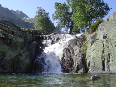 Circo de las Cinco Lagunas "Gredos". Ruta de senderismo, mapa, descripcion  y fotografias.