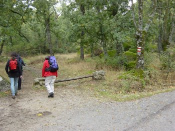 Comienzo del sendero, se�ales del GR-10