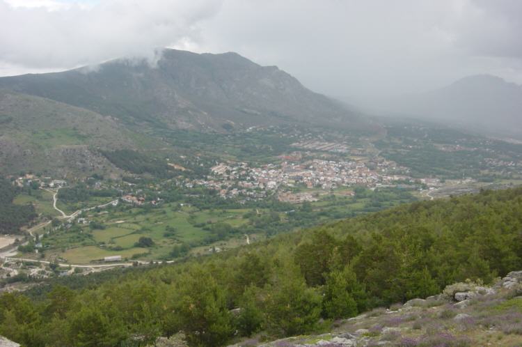 Bustarviejo, El Mondalindo y La Sierra de La Cabrera desde Cabeza Arcn