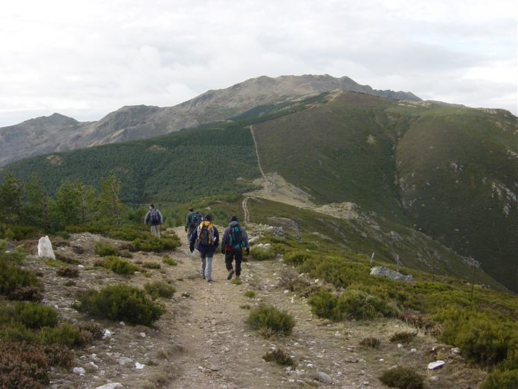 Bajada al Collado de San Benito