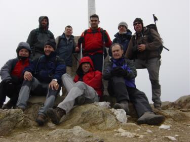 Javier, Zoltan, Miguel ngel, ngel Castro, ngel, Rubn, Lucas, Carlos y Antonio en la cima del Pico del Lobo "Sierra de Ayllon"