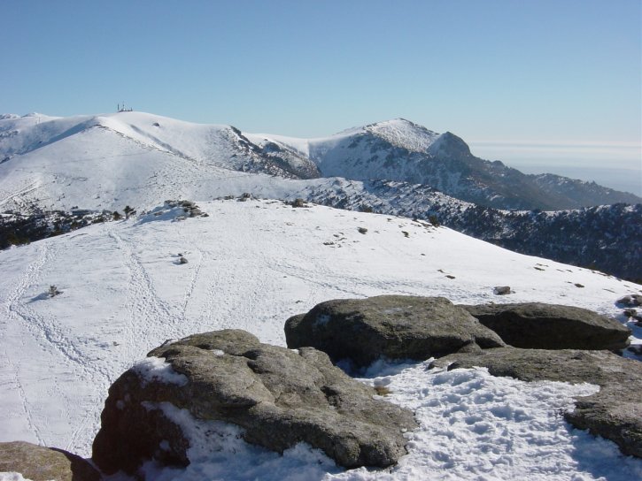 Guarramillas "Bolita" y La Maliciosa desde la Cima de Septimo pico de Siete Picos